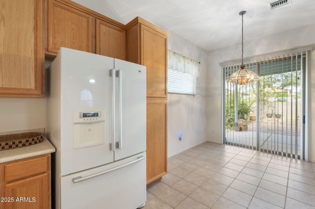 2221 N AVENIDA TABICA --, Green Valley, AZ 85614