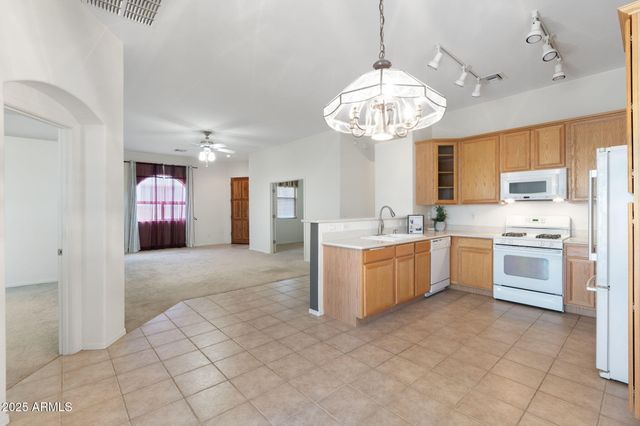 2221 N AVENIDA TABICA --, Green Valley, AZ 85614