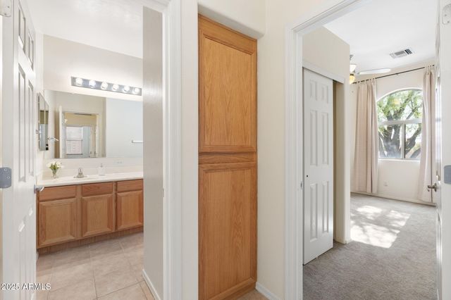 2221 N AVENIDA TABICA --, Green Valley, AZ 85614