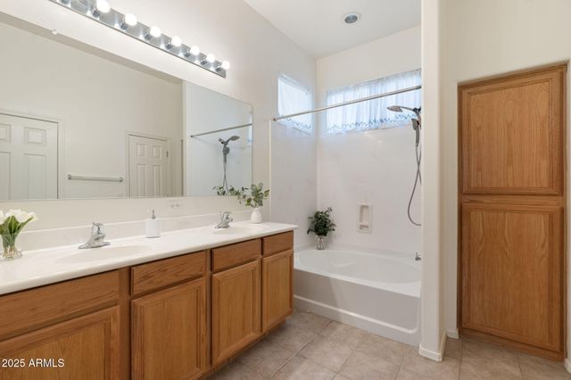 2221 N AVENIDA TABICA --, Green Valley, AZ 85614