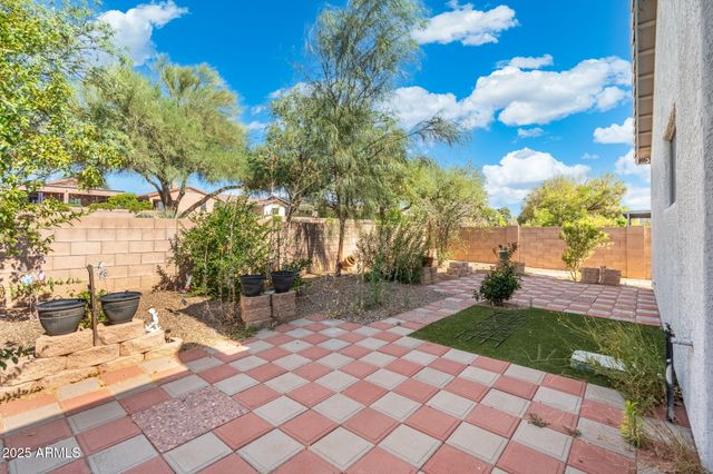 2221 N AVENIDA TABICA --, Green Valley, AZ 85614