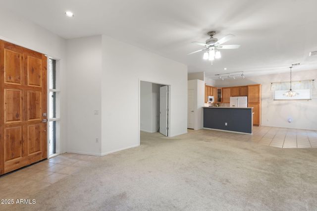 2221 N AVENIDA TABICA --, Green Valley, AZ 85614