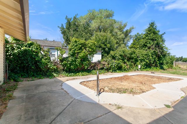 5858 Deschutes Road, Anderson, CA 96007