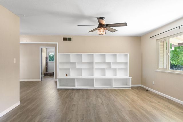5858 Deschutes Road, Anderson, CA 96007