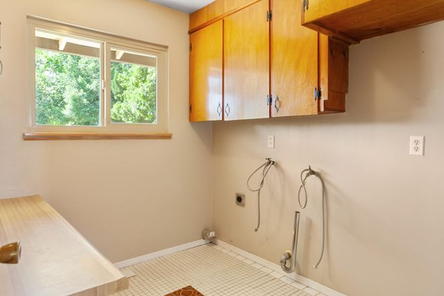 5858 Deschutes Road, Anderson, CA 96007