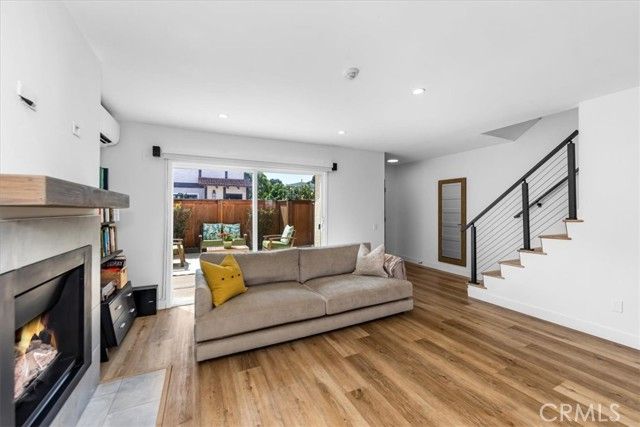 2120 Dufour 6, Redondo Beach, CA 90278