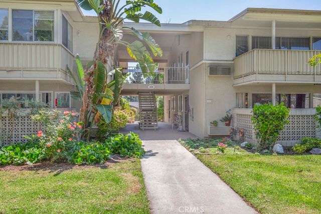353 Ave Sevilla C, Laguna Woods, CA 92637