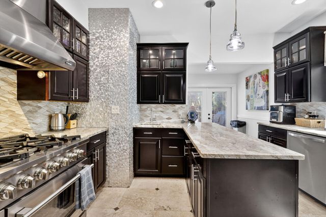 516-520 34th Street, West Palm Beach, FL 33407