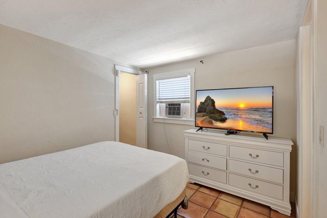 516-520 34th Street, West Palm Beach, FL 33407