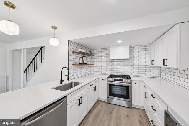 4321 GRAMERCY CIR, Alexandria, VA 22309