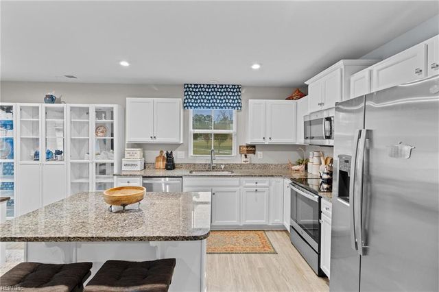 6887 Healy AVE, Gloucester, VA 23061