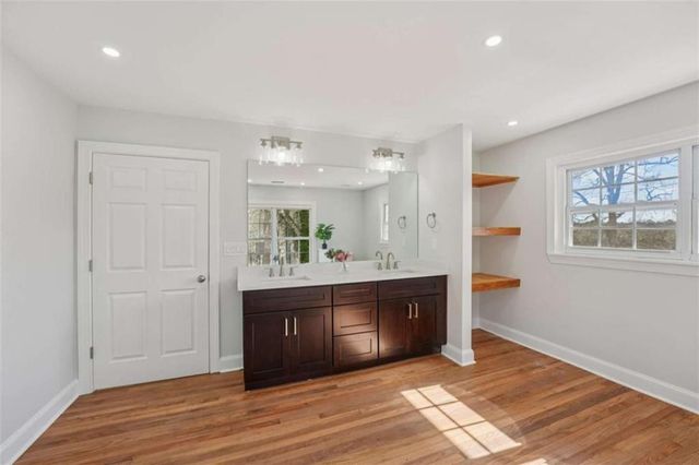 4015 Cascade Road, South Fulton, GA 30331