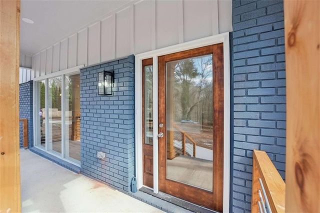 4015 Cascade Road, South Fulton, GA 30331