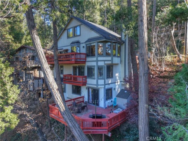 920 Arbula, Crestline, CA 92325