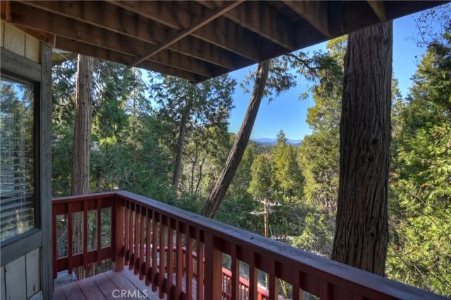 920 Arbula, Crestline, CA 92325