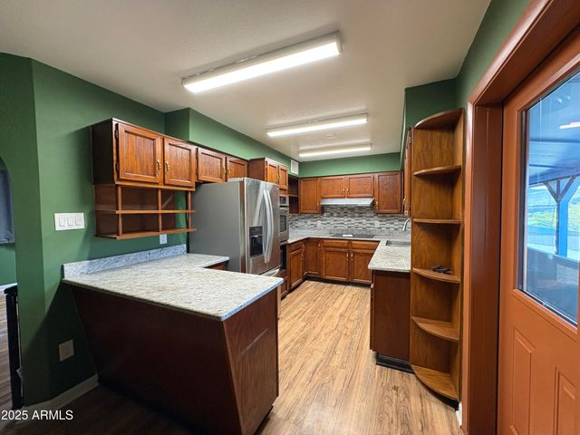 186 E KELLY Street, Miami, AZ 85539