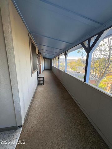 186 E KELLY Street, Miami, AZ 85539