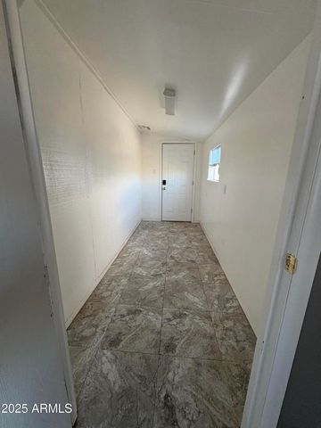 186 E KELLY Street, Miami, AZ 85539