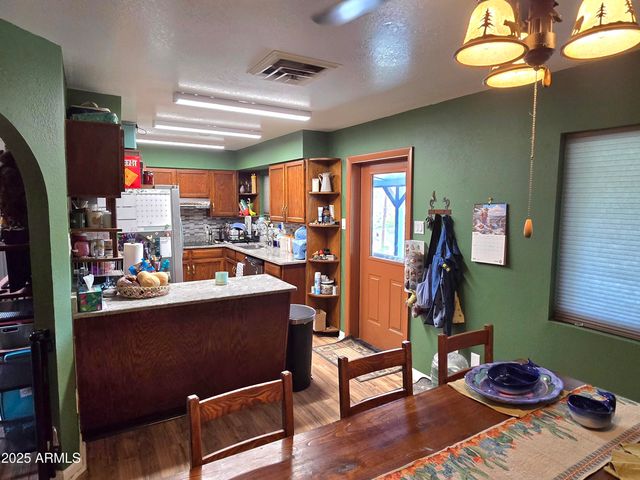 186 E KELLY Street, Miami, AZ 85539