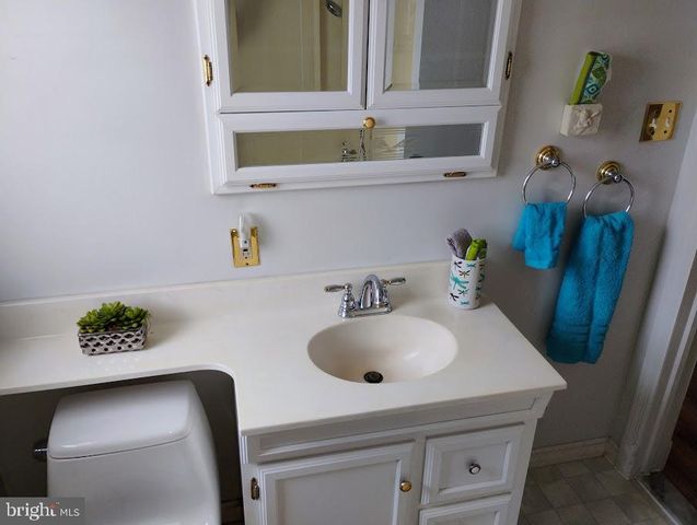 3325 TEXAS AVE, Baltimore, MD 21234