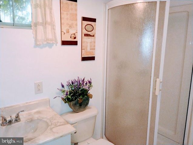 3325 TEXAS AVE, Baltimore, MD 21234