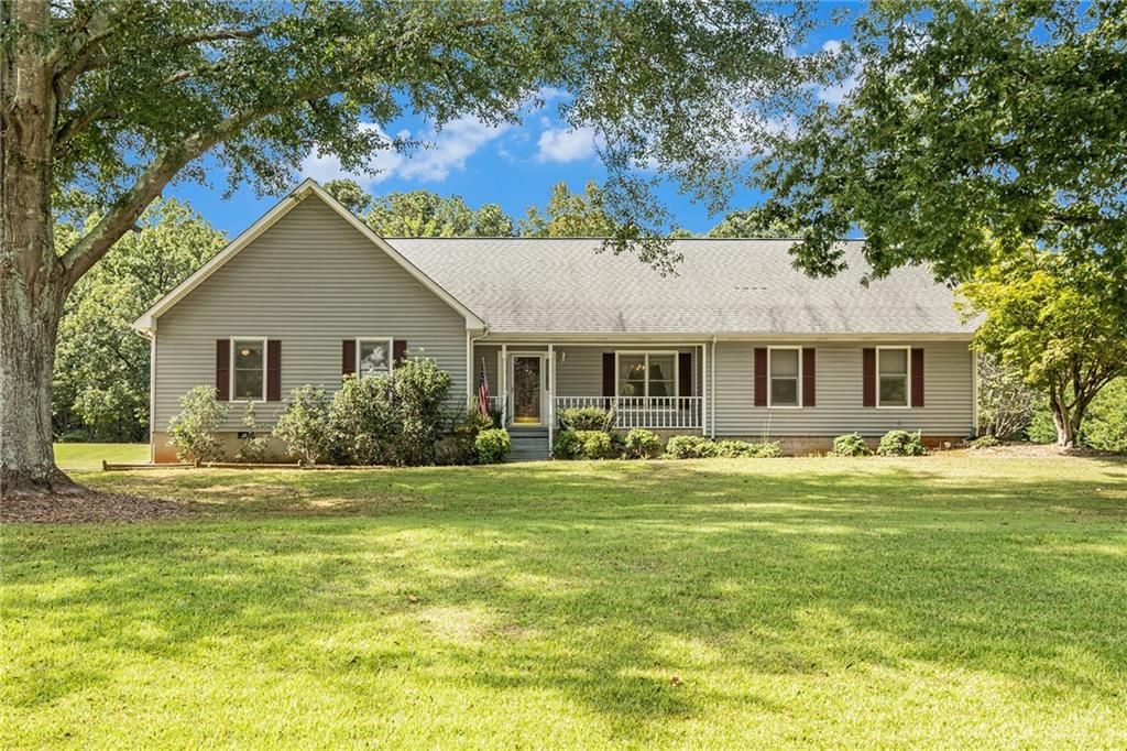 209 Weatherly Woods Drive, Winterville, GA 30683