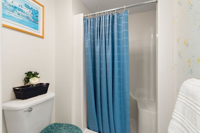 159 Main St 12B, Stoneham, MA 02180