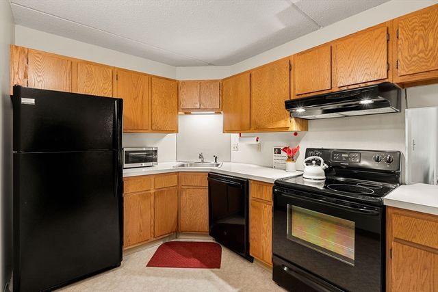 159 Main St 12B, Stoneham, MA 02180