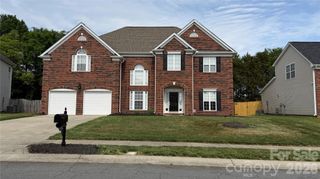 11234 Huntington Meadow Lane, Charlotte, NC 28273