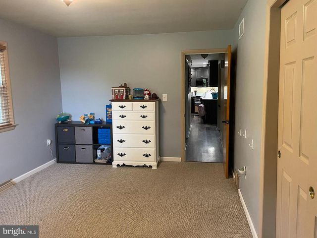 415 FOLKSTONE CT, York, PA 17402