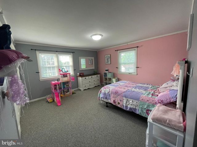 415 FOLKSTONE CT, York, PA 17402