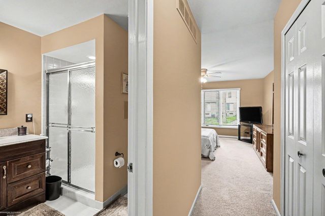43054 W Kirkwood Drive, Clinton Twp, MI 48038