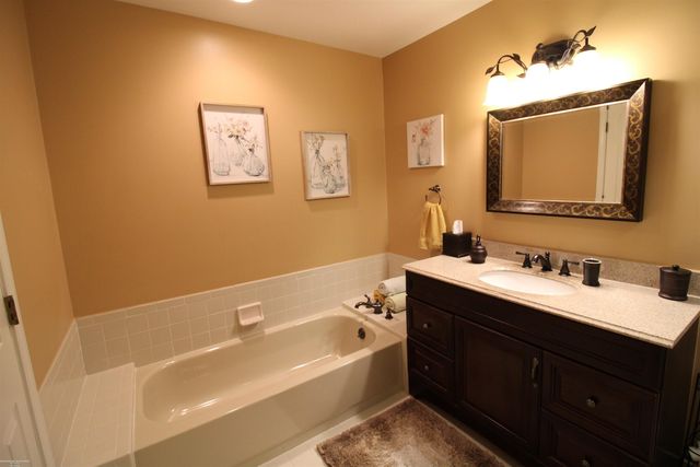 43054 W Kirkwood Drive, Clinton Twp, MI 48038