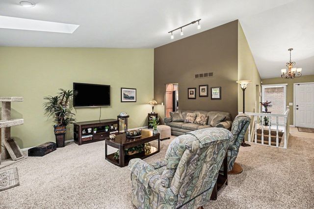 43054 W Kirkwood Drive, Clinton Twp, MI 48038