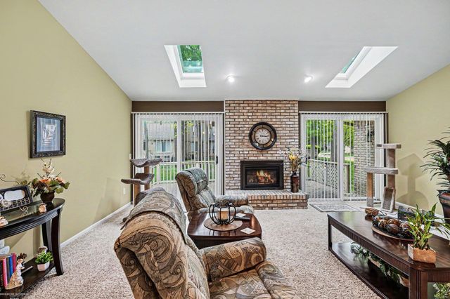 43054 W Kirkwood Drive, Clinton Twp, MI 48038