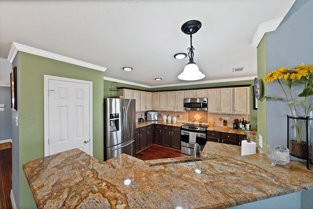 336 Chase Hill Lane, Fort Worth, TX 76028