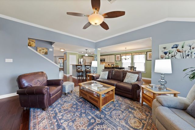 336 Chase Hill Lane, Fort Worth, TX 76028