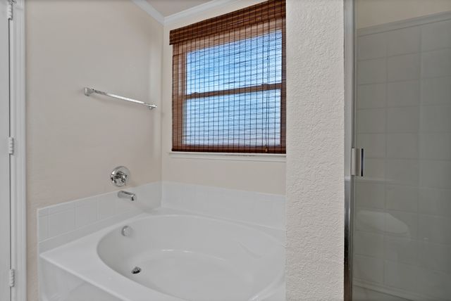 336 Chase Hill Lane, Fort Worth, TX 76028