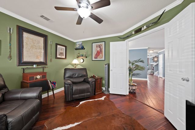 336 Chase Hill Lane, Fort Worth, TX 76028