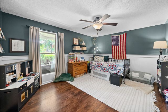 825 Pollard Rd, Clarksville, TN 37042