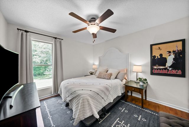 825 Pollard Rd, Clarksville, TN 37042
