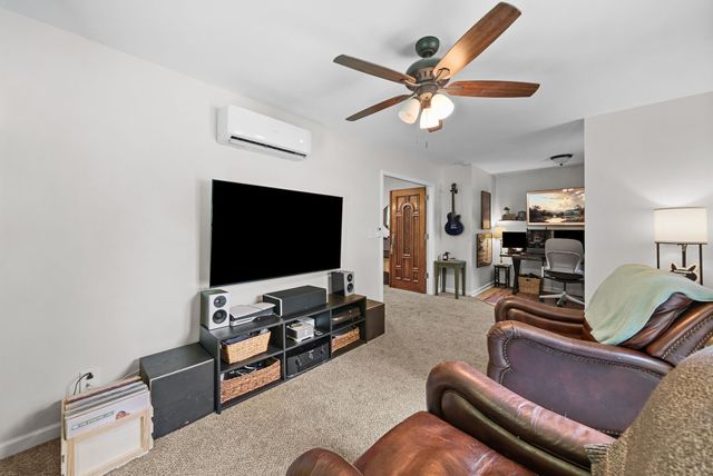 825 Pollard Rd, Clarksville, TN 37042