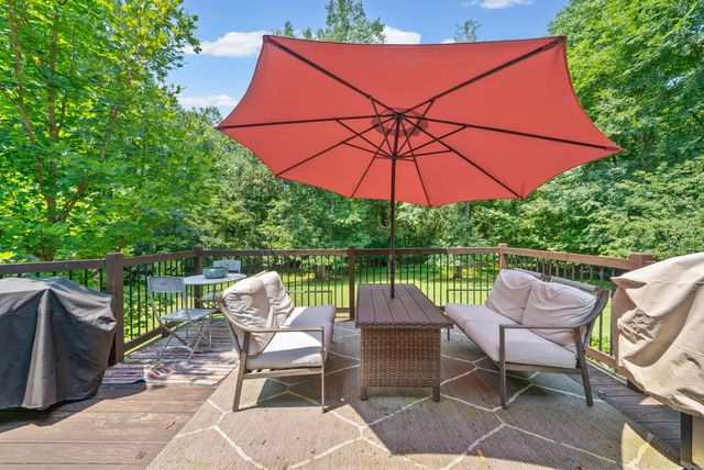 825 Pollard Rd, Clarksville, TN 37042