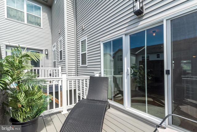 56 INDEPENDENCE CT, Perkasie, PA 18944