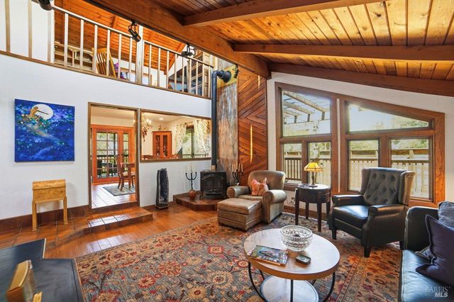 26807 Oak Knoll Ter, Cloverdale, CA 95425