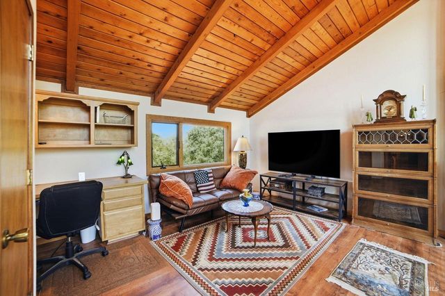 26807 Oak Knoll Ter, Cloverdale, CA 95425