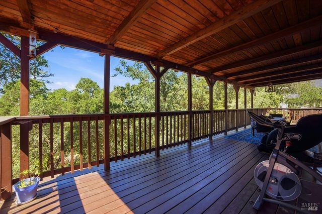 26807 Oak Knoll Ter, Cloverdale, CA 95425