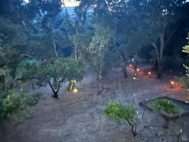 26807 Oak Knoll Ter, Cloverdale, CA 95425