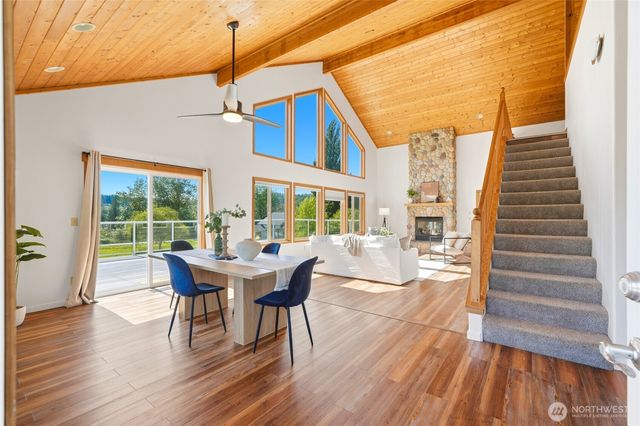23667 DaLacey Lane, Mount Vernon, WA 98274