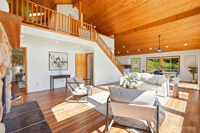 23667 DaLacey Lane, Mount Vernon, WA 98274